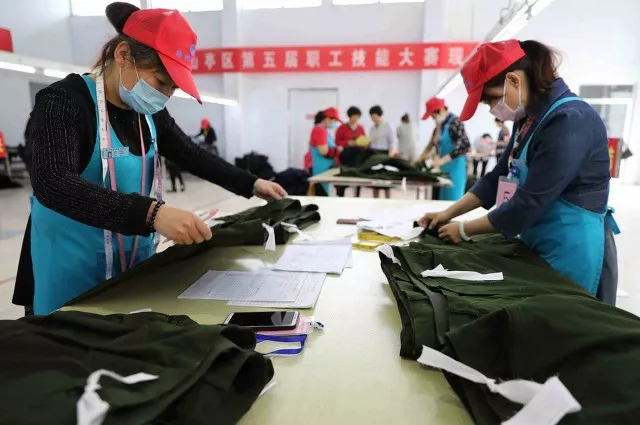 商品到着⇒開封⇒検品作業⇒